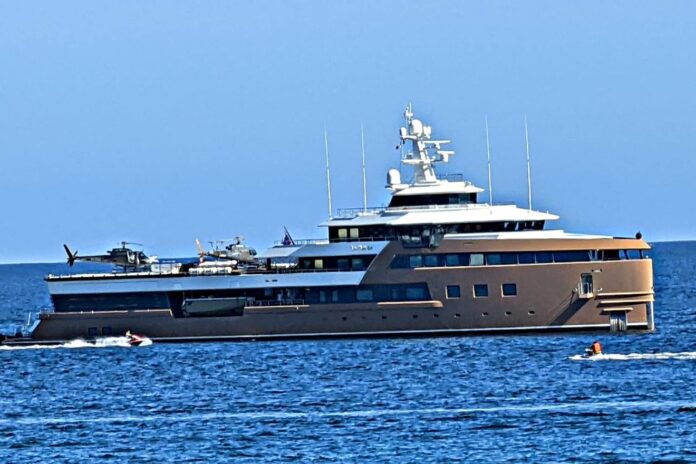 russian yacht cabo